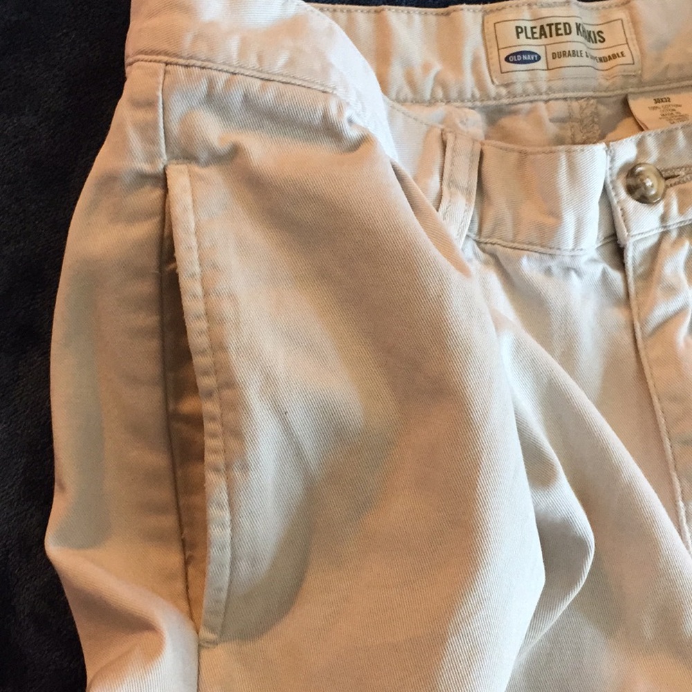 Old Navy Khaki 100% Cotton Trousers - Picture 5 of 5